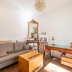 Nid Douillet Pour 2P A Paris 15E
